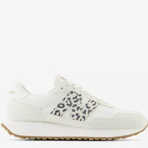 New Balance 237 sneakers